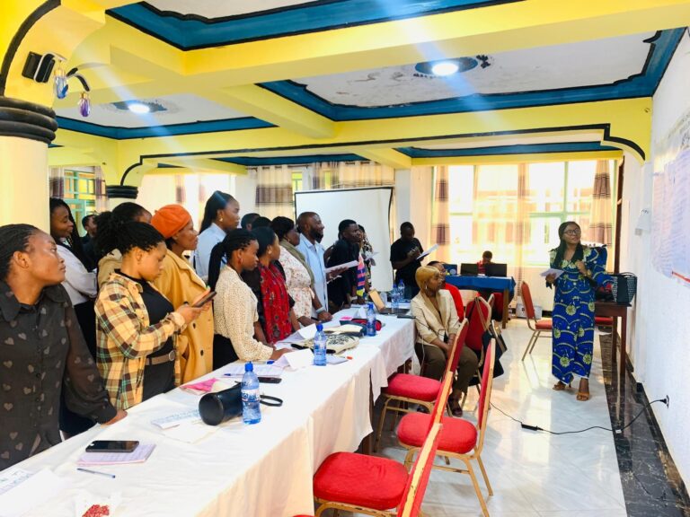 Wasichana Na Amani : La Prunelle RDC asbl participe à la formation sur l’utilisation du curriculum consacré à la participation des jeunes femmes dans la consolidation de la paix et à la politique