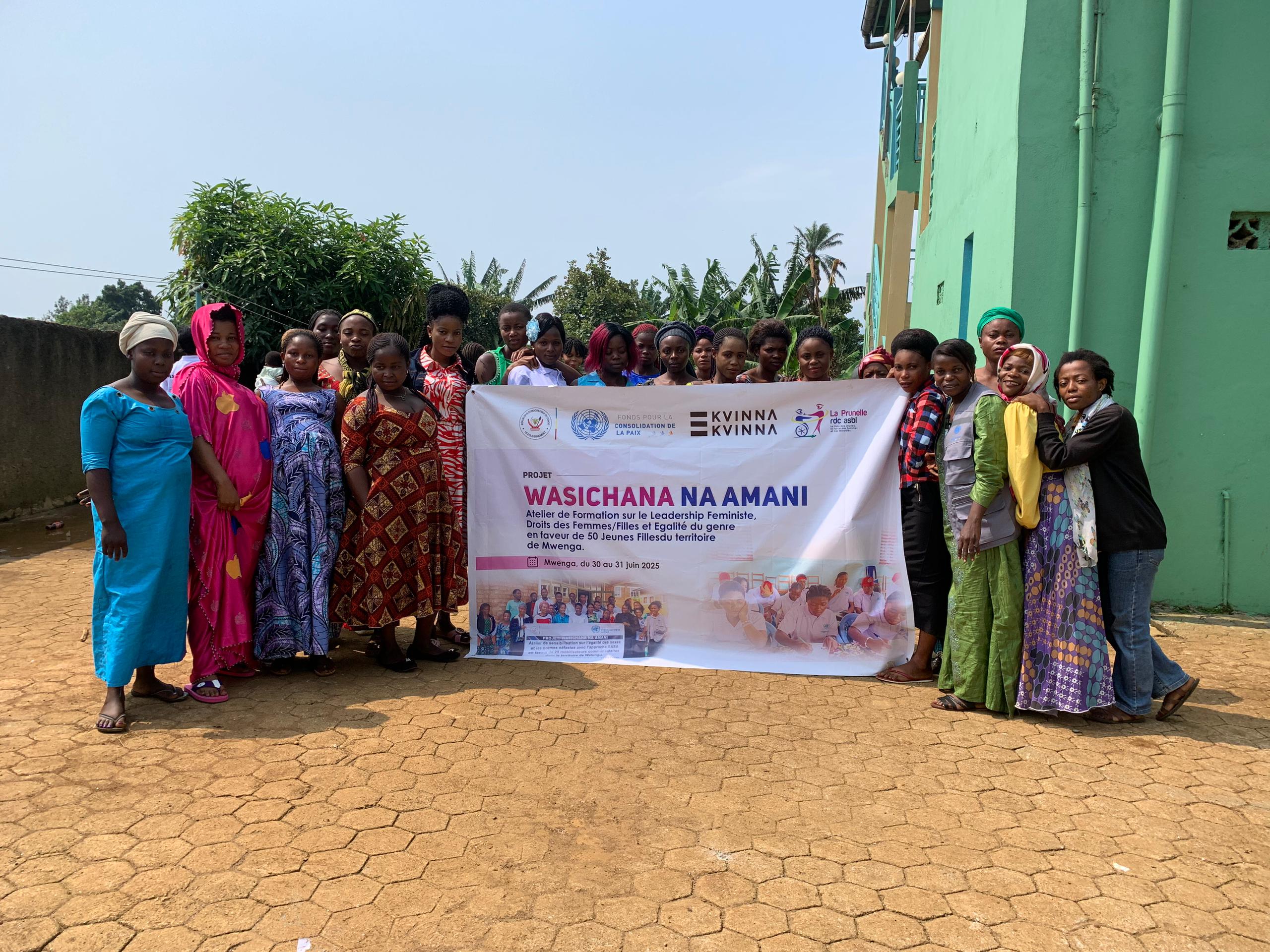 Wasichana na Amani à Mwenga : après six jours de formation, les jeunes filles déterminées à changer les normes sociales et devenir des actrices de paix