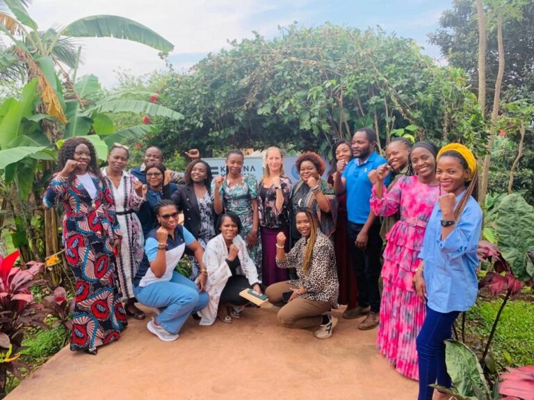 Bukavu : la Prunelle RDC asbl participe à une réunion de travail avec la Directrice régionale de Kvinna Till Kvinna 