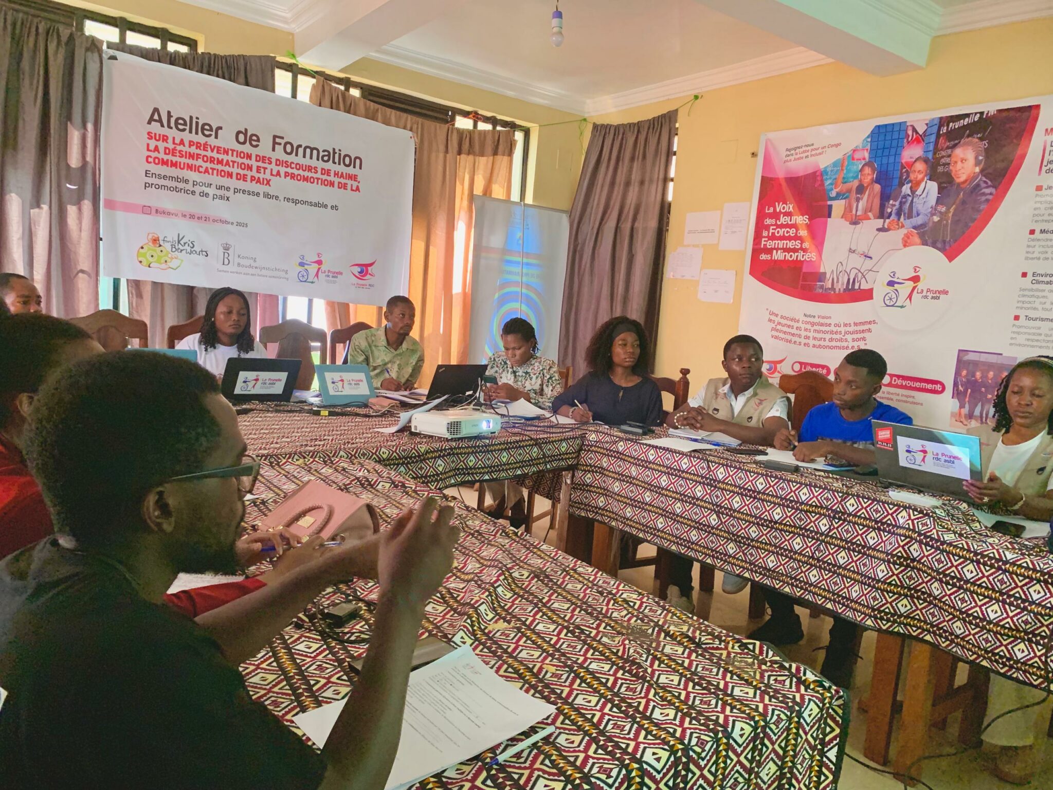 Bukavu : La Prunelle RDC renforce les capacités des journalistes sur la prévention des discours de haine et la lutte contre la désinformation